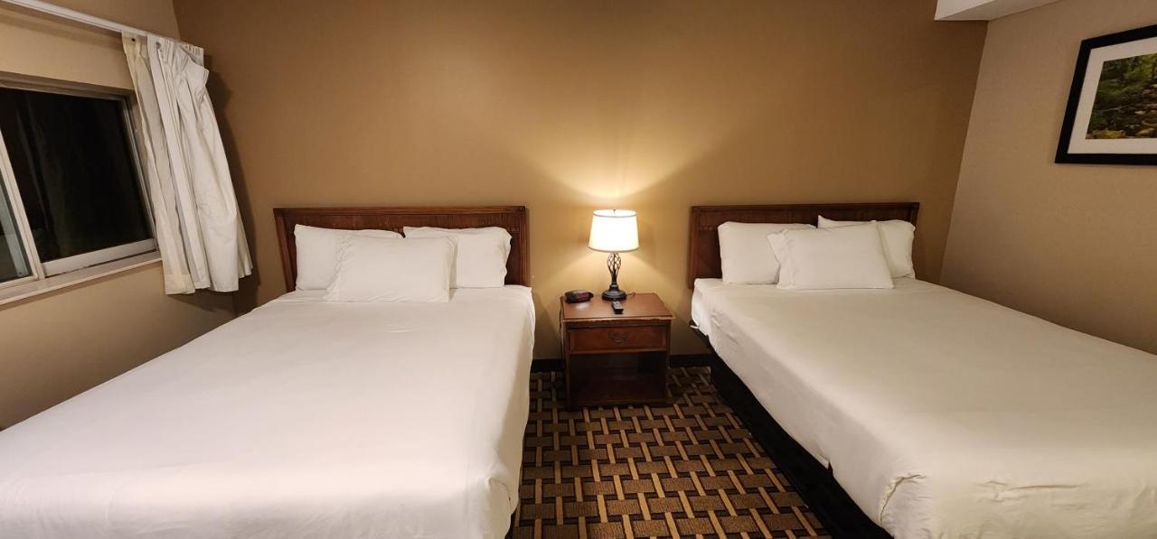 Nashoba Valley Inn & Suites Ер Екстер'єр фото