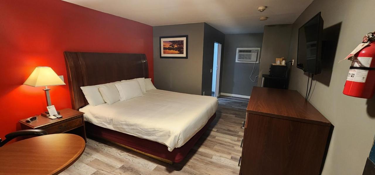 Nashoba Valley Inn & Suites Ер Екстер'єр фото