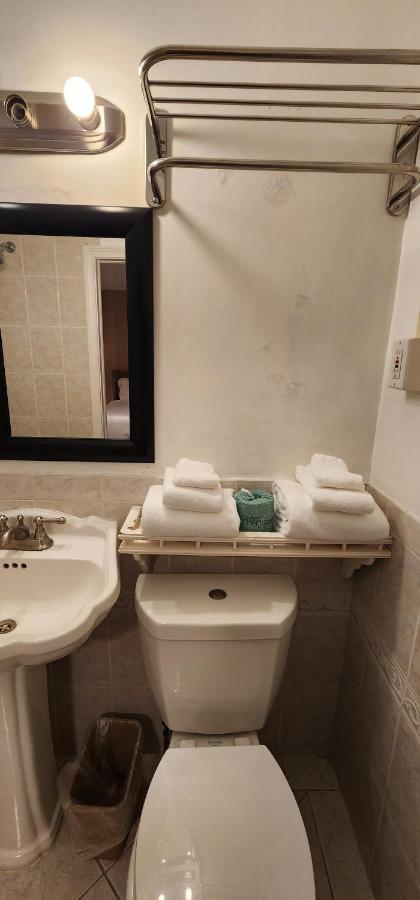 Nashoba Valley Inn & Suites Ер Екстер'єр фото
