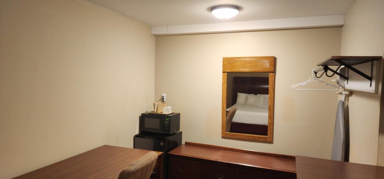 Nashoba Valley Inn & Suites Ер Екстер'єр фото