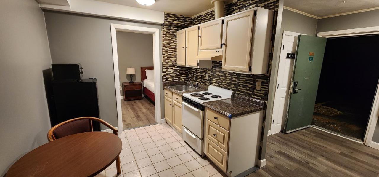 Nashoba Valley Inn & Suites Ер Екстер'єр фото